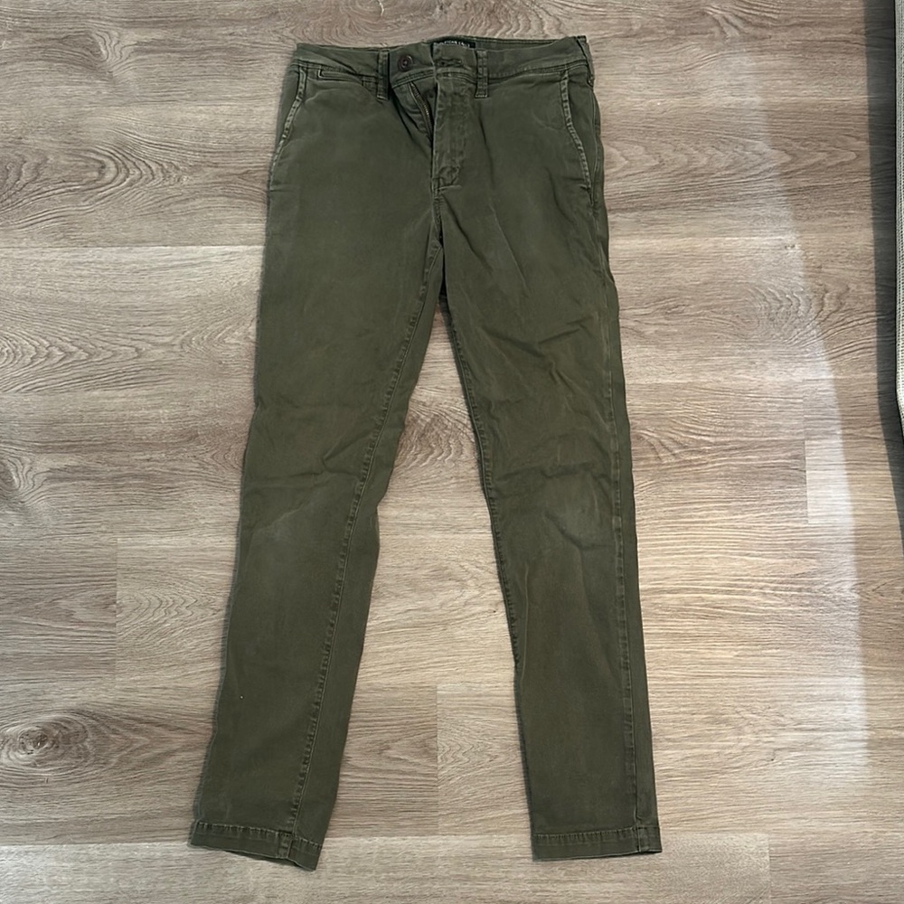 American Eagle Outfitters Khaki Green Trousers 28/32